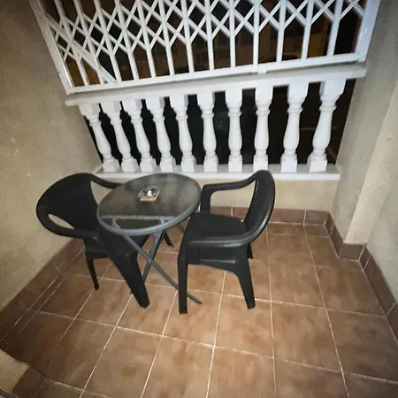 Spacious Modern Ground Floor Parks 5 Min Apartamento