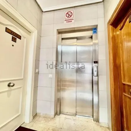 Spacious Modern Ground Floor Parks 5 Min Apartamento